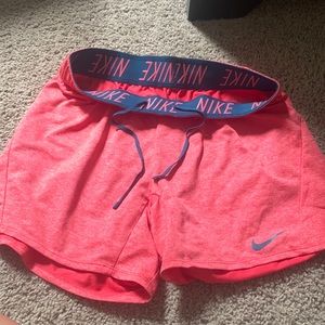 Nike Women's Dri-Fit Heatherized Attack Training Shorts